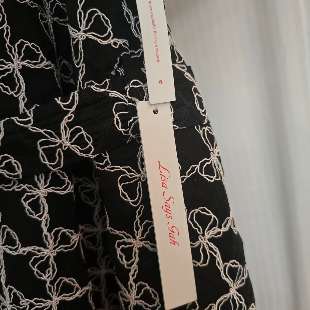 Lisa Says Gah Olivia Bow Mini Dress Women Embroidered Black White Short Sleeve - Picture 12 of 12
